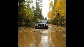 Jeep 4xe electric ride in a big puddle of water  #4x4life #4x4offroad #jeep4xe #jeep #jeepelectric