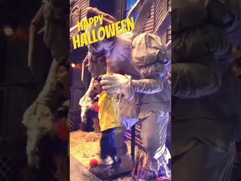 Crazy Halloween decorations #halloween #viralvideo  #shorts #horrorstories #fyp #slasher