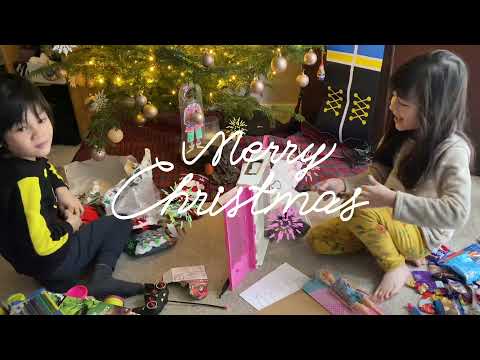 Reaction of children on Christmas day !クリスマスプレゼント開封リアクション #shorts