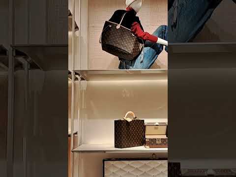 Louis vuitton #louisvuitton  #luxury #shopping #travel #london #india #ytshots @vichethediamonds