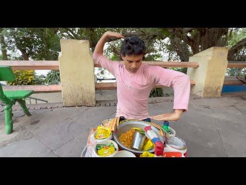 Famous Dancing Ghoti Gharamwala | Street Food