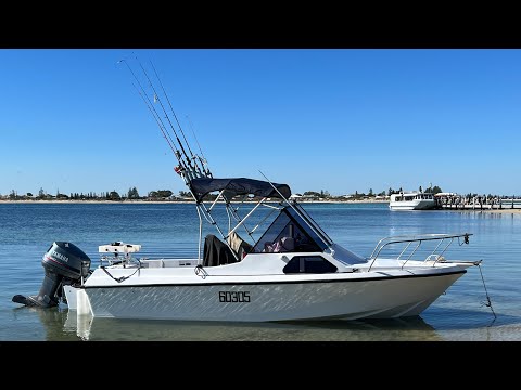 Full boat restoration/ Barracuda 1985