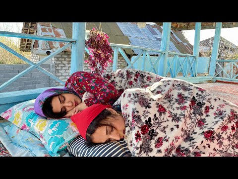 Country Girls Daily Routine Life In IRAN Village! KASHKE BADEMJAN And Lavash Bread in Village Style