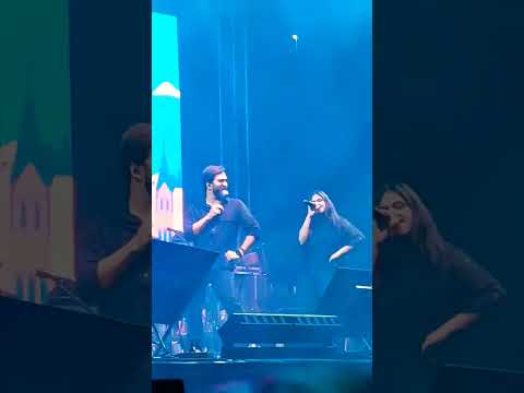 Amit Trivedi DANCE MOVE !!! London Thumakda #concert #atazaad #live #song #music #viral #trending