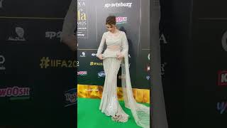 #jacquelinefernandez  white saree cuteness UAE IIFA awards #bollywood #youtubeshorts #youtube