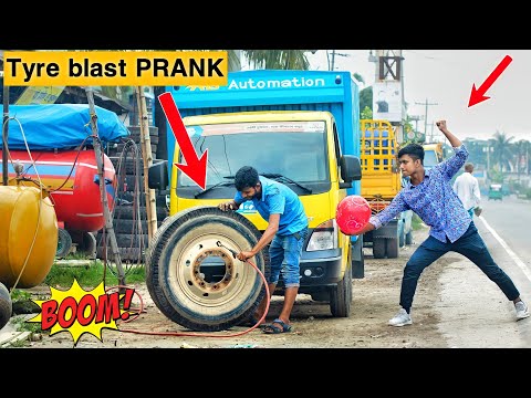 New Vairal Tyre Blast PRANK | Tyre Blast PRANK with Popping Balloons | Crazy Reaction- By ComicaL TV