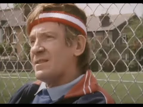 Hold the Back Page - episode 2 - starring David Warner (1985)