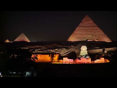 Egypt: lightshow Giza pyramid complex 18-11-2018