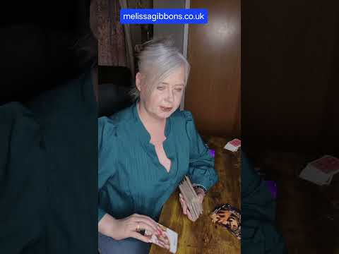 love tarot and oracle card reading for the collective