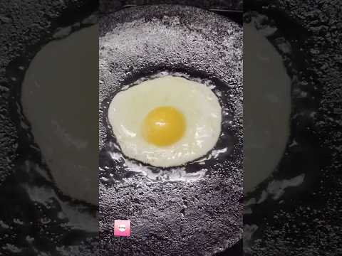 #foodie #foodlover #halfboiledegg #முட்டை #ஆப்பாயில் போடும் காட்சி#trendingreels #trendingvideo