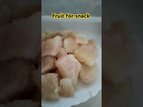 Pomelo fruit for snack #sweets #healtyfruit #satisfying #trending #viral #youtubeshorts