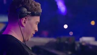 Hardwell - Body Move vs. The Age Of Love vs. World Hold On (Tomorrowland Mashup)