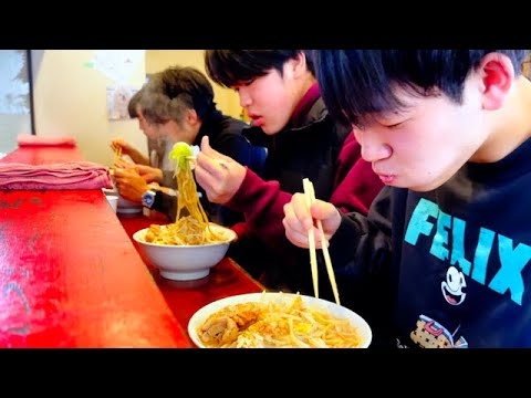 【二郎系の仕込みに密着】このアブラを食べに来た！中毒者続出ラーメン屋の1日