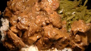 Delicious Smothered Pork Neck Bones Recipe: How To Make Neck Bones & Gravy