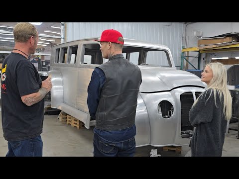 Is this the future of car building? Digital sheet metal forming machines that build ANY car panel 🤯