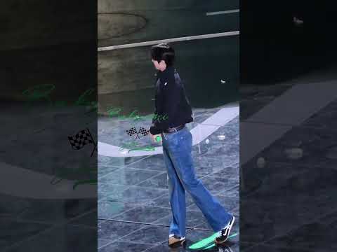 Wang Yibo at Hunan TV New Year Gala Rehearsal