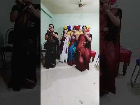 Baharla Ha Madhumas | Dancecover      #ytshorts#marathisong#shreyaghoshal