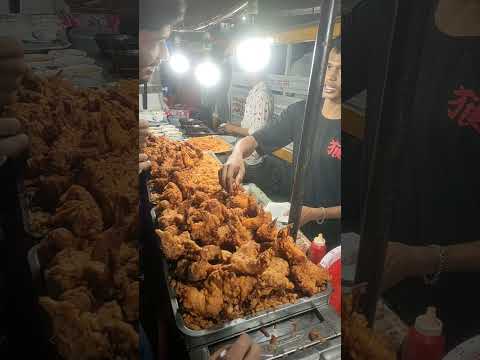 World Street Food A Boy selling KFC Chicken Fry #streetfood #worldstreetfoodltd #shorts