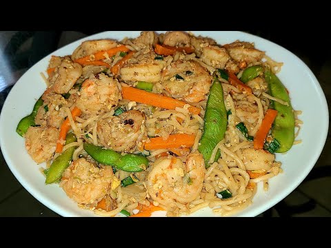 Homemade Shrimp Lo mein | Seafood chow mein