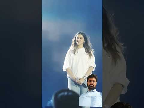 Deepika padukon Diljit Dosanjh Concert #diljitdosanjh #deepikapadukone #concert#shorts