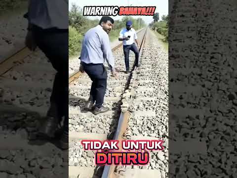 BAHAYA JANGAN DITIRU #shorts