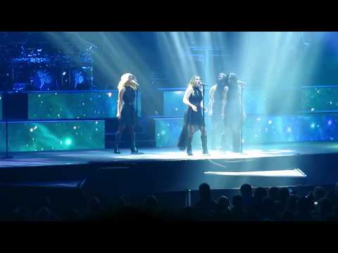 Trans-Siberian Orchestra Christmas Concert (Vlogmas Day 3)