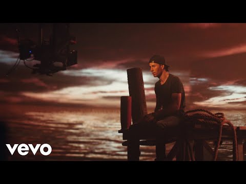 Enrique Iglesias - TE FUISTE (Behind The Scenes) ft. Myke Towers