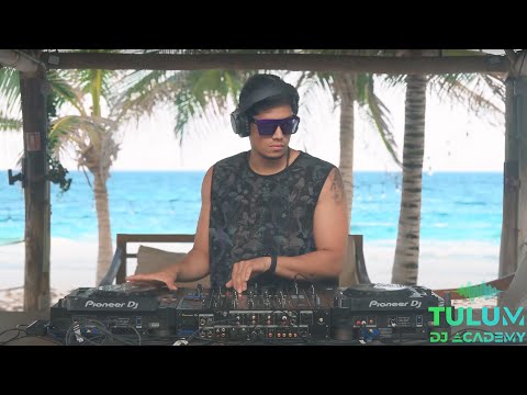 Melodic Techno DJ Set On Tulum Beach By DS 1 | Tulum DJ Academy