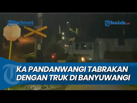 KA PANDANWANGI TABRAK TRUK, di Perlintasan Sebidang Antara Stasiun Banyuwangi Kota dan Stasiun Rogoj