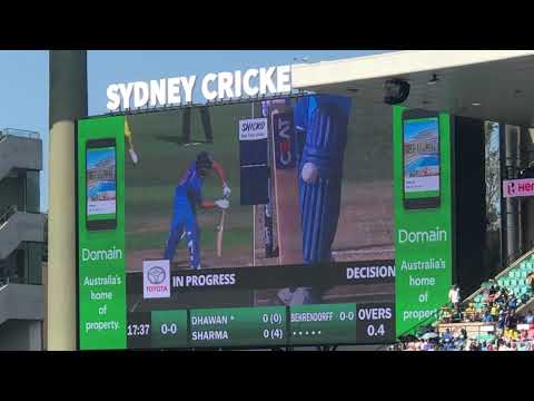 Rohit Sharma surviving DRS @ SCG and crowd going crazy. Rare footage