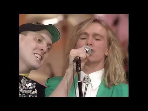 Cheap Trick - Ain't That A Shame (1980 AMA) (SUPERSCALED TO 4K) 🇺🇸