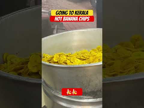 Visiting Kerala for Hot Banana Chips#viralvideos #ytshorts #keralatourism