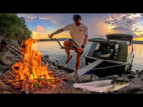 3 Days Solo Camping & Fishing on a Water Tank  (Catch and Cook Zander)