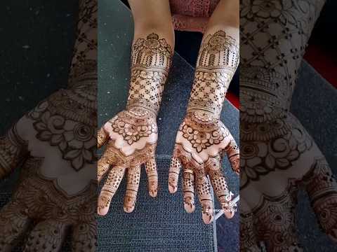 The bridal Henna process ❤️ #henna #hennadesign #mehndi #bridalmehndi