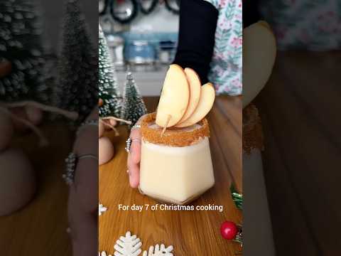 12 Days to Christmas Recipes | Apple Pie Cocktail