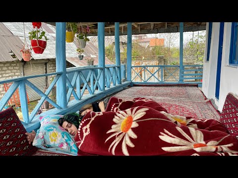 Daily Routine Village Life in Iran | How Iranian Girls Cook Local Pancakes in the Village