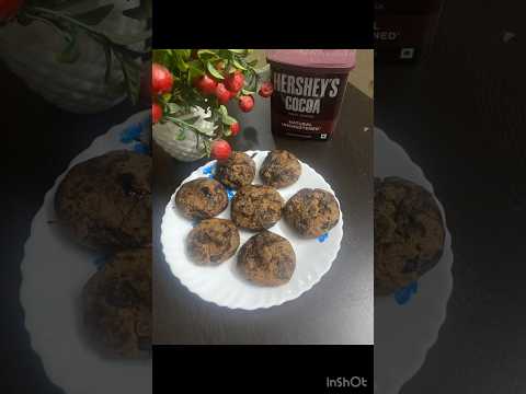 Centre chocolate filling homemade cookies in bakery style #shorts #youtubeshorts #shortsvideo