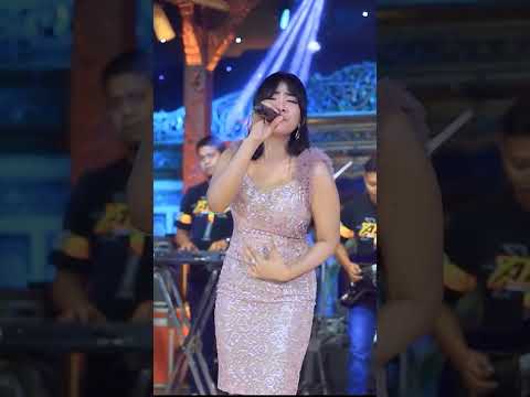 CINTA BERAWAN Lusyana Jelita #hennyadella #dangdut #omadella #lusyanajelitaadella