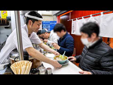 Fast serving standing ramen shop that sells 300 bowls a day