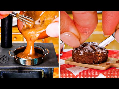 Miniature Kitchen Madness Cooking Tiny Food!