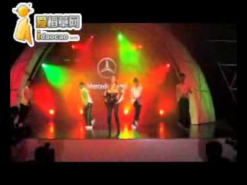 CoCo Lee performance dance medley for "Mercedes-Benz"