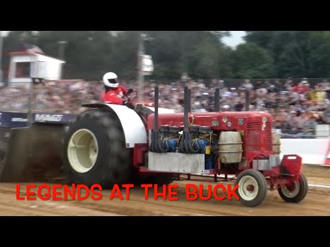 Nostalgia Nite at Buck Tractor Pulls