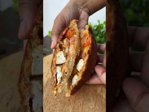 Cheesy Schezwan paneer sandwich 💕🤤#recipe