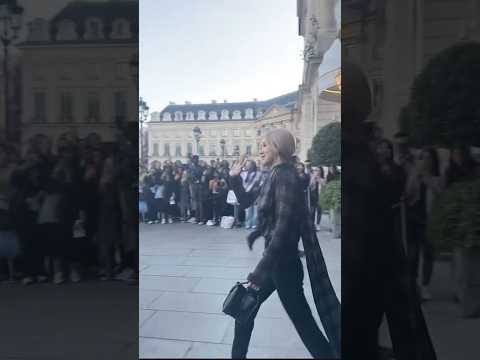 [#BlackPink] 230926 Rosé at YSL PFW24