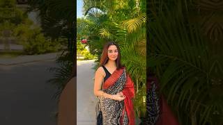 From classic to contemporary, master the art of saree posing🤩🥰 #ytshorts #viralvideo #saree #viral