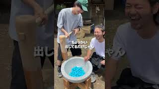 【TikTokで100万回再生】大量の地球グミで餅つきしたらやばいことになったww #shorts