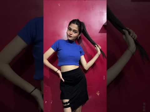 Selfie poses like a model 🤎📷#model #poses #shortvideo