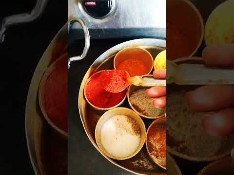 Btao aj kya sabji ban rhi ha ?? #homemade  #foodshorts #foodlover #ytshorts #shorts #food #foodblog