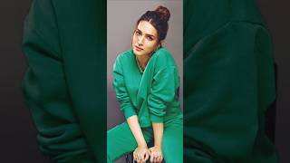 kriti sanon #southswag #shortvideo #indianstyle #whatsappvideo #statusvideo