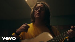 Lewis Capaldi - Tough (Live)